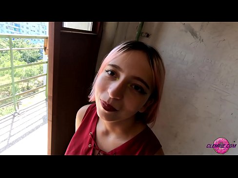 ❤️ სტუდენტური სენსუალი შთანთქავს უცნობს გარეუბანში - Cum On His Face ☑ სუპერ პორნო ჩვენთან ️❤